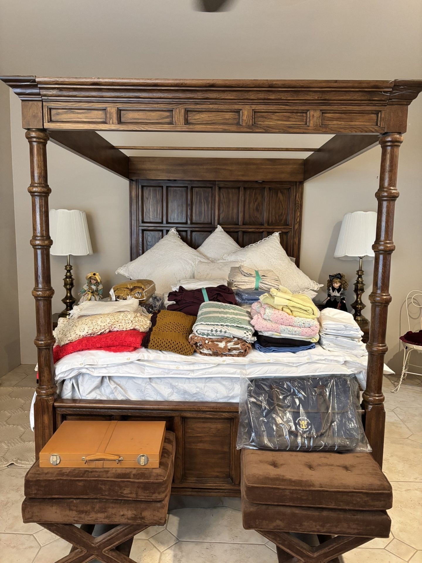 4-poster Bed Ensemble
