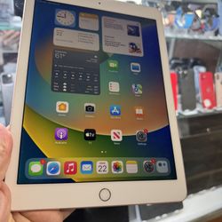 Like New iPad Pro 9.7” With Cellular Sim Unlocked | Desbloqueado  