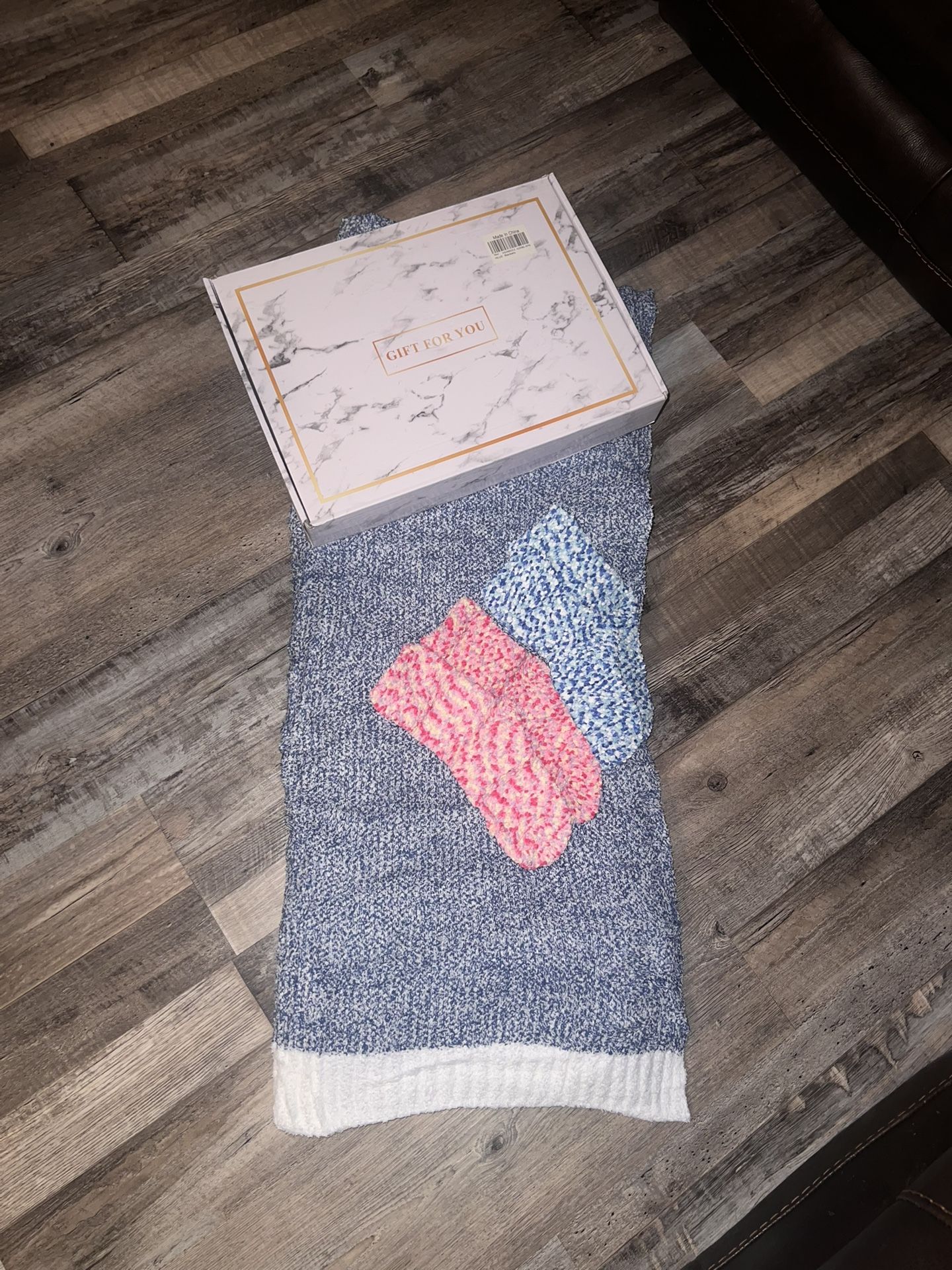 Blanket And Sock Gift Sets New