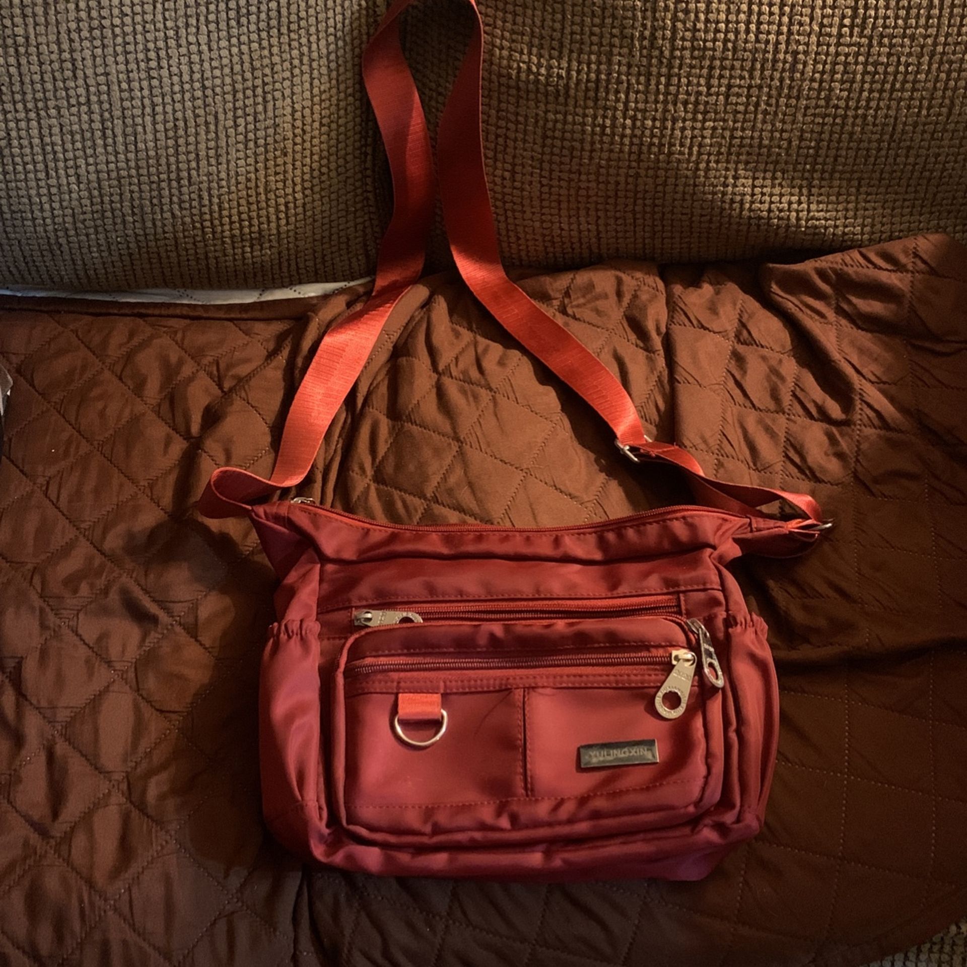 Yulingxin Red Shoulder Bag