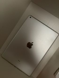 Apple iPad 9th Generation 64GB Wi-Fi – Silver