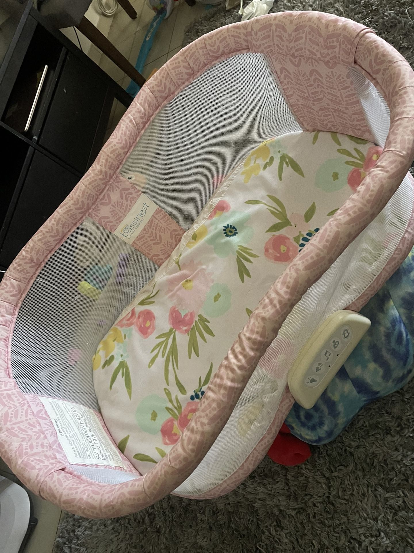 Pink Halo Bassinet