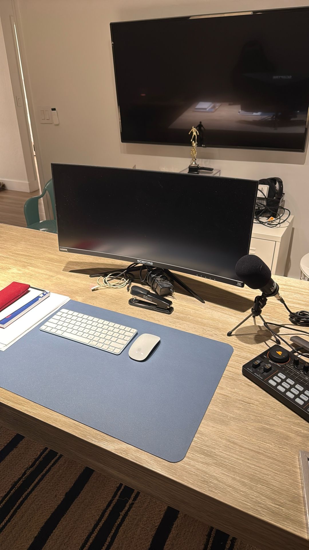 Sceptre Curved Monitor