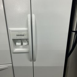 33” Wide White Side By Side Refrigerator 