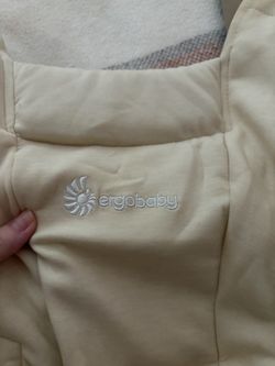 Ergo baby carrier