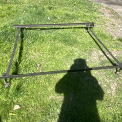 Queen / Full / Single Metal Bed Frame, Like New