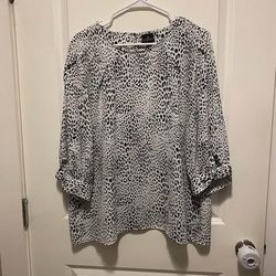 Worthington Womens Blouse Cheetah Print Round Neck size X-Large Must pick up