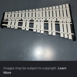 Pearl  Xylophone.    Instrument Only.  No Sticks Bag Or Stand. 
