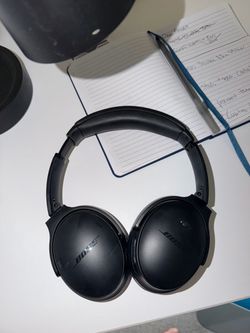 Bose QC35 headphones
