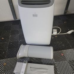 Black& Decker 9,000 BTU Portable Air Conditioner AC