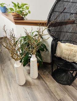 Vases With Gold Branches 