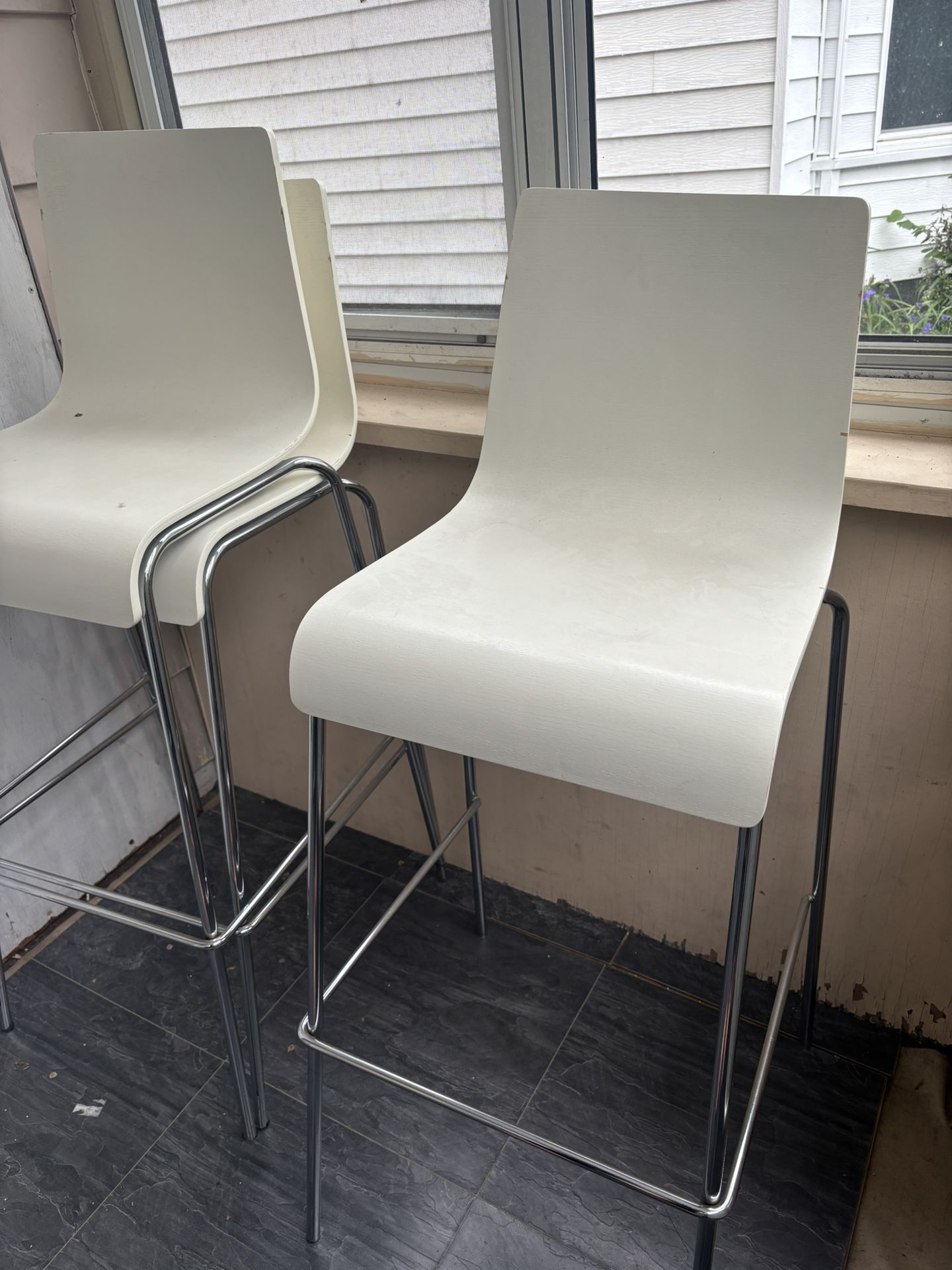 BAR CHAIRS