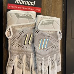 Marucci Adult Medium Batting Gloves White/Grey