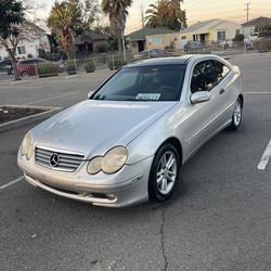 2003 Mercedes c230 sport