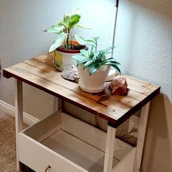 24"H X 20"W X 18"D 🌱Solid Wood Side/End Table :::: Havana Coffee/White