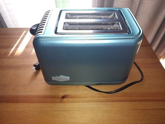 Americana Classic Toaster In Excellent Condition 