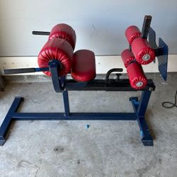 Glute Ham Workout Machine