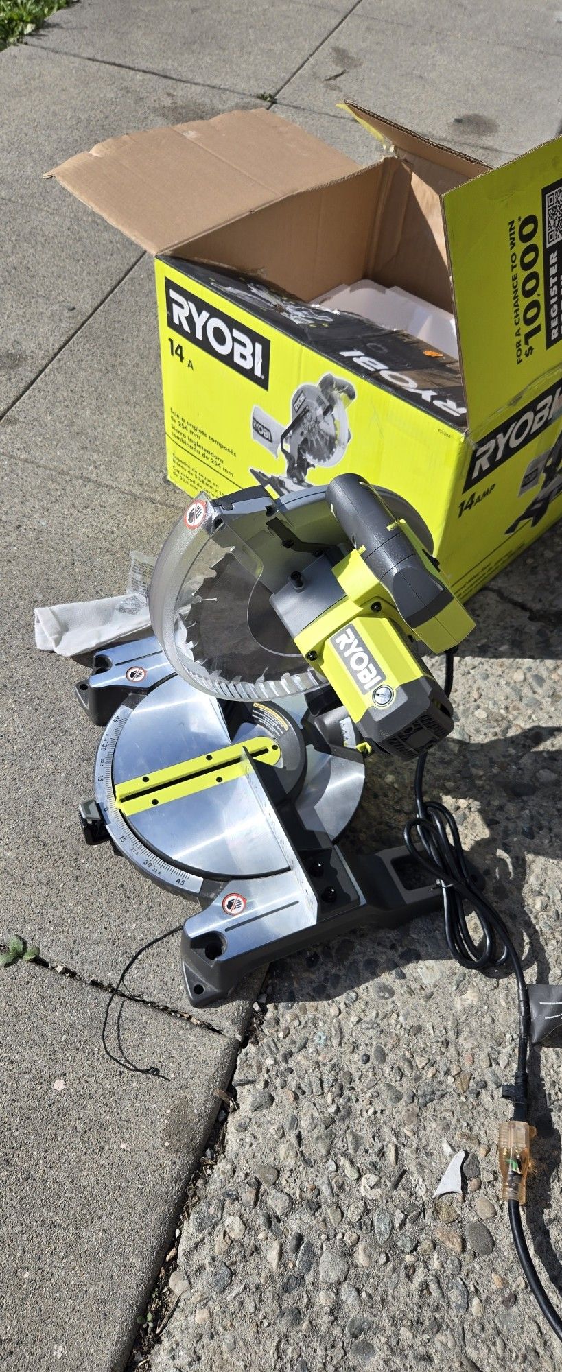 Rioby Meter Saw 7 1/4 ELECTRICA