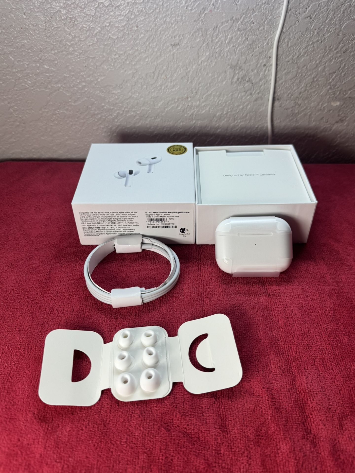 ACTIVE NOISE CANCELLATION EARBUDS