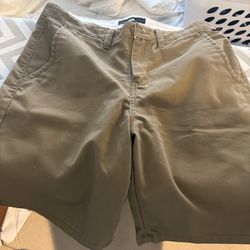 Vans shorts brown
