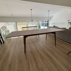 Mid-Century Modern Expandable Dining Table from Design Within Reach 