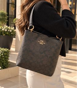 Coach Brown/Black Signature Shoulder Bag with Gold Hardware