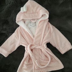 Kings n Queens plush robe pink with gold dots by Aegean Apparel Girl's size Small