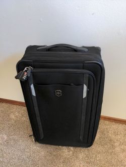 Victorinox Swiss Army Carry on Suitcase