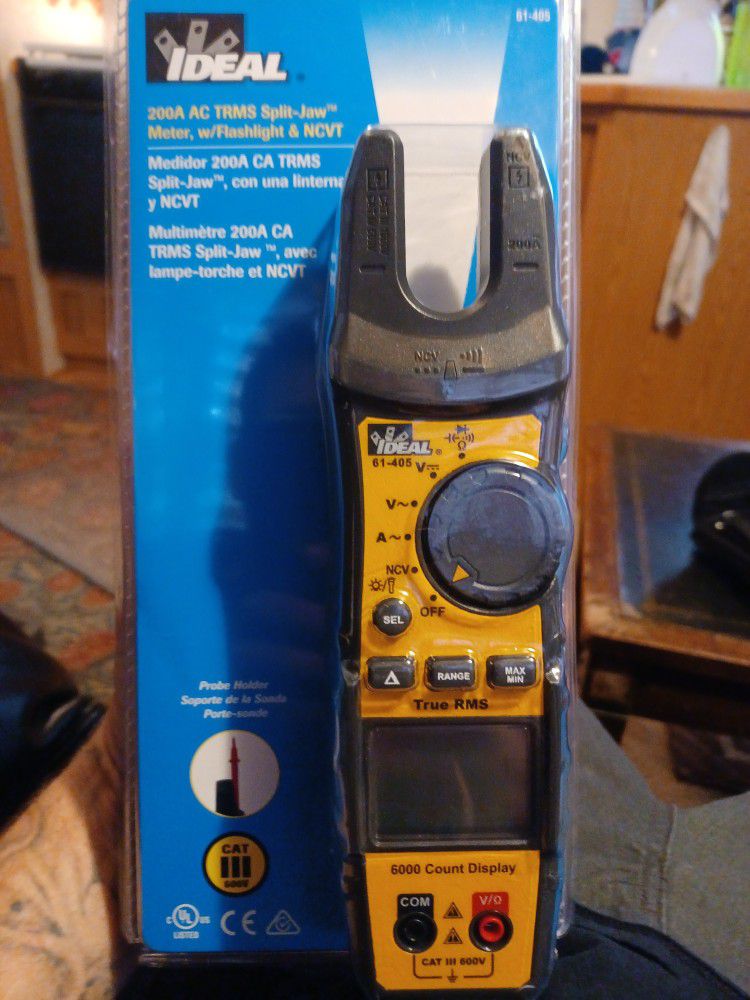 IDEAL 200 AMP AC TRMS MULTIMETER WITH FLASHLIGHT AND NCVT