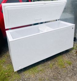 22 cf brand new chest deep freezer