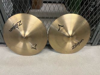 Zildjian 15” New Beat Hi Hat Cymbals