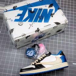 Jordan 1 Low Fragment x Travis Scott 235