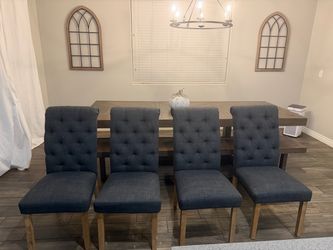 Dining chairs set of 4