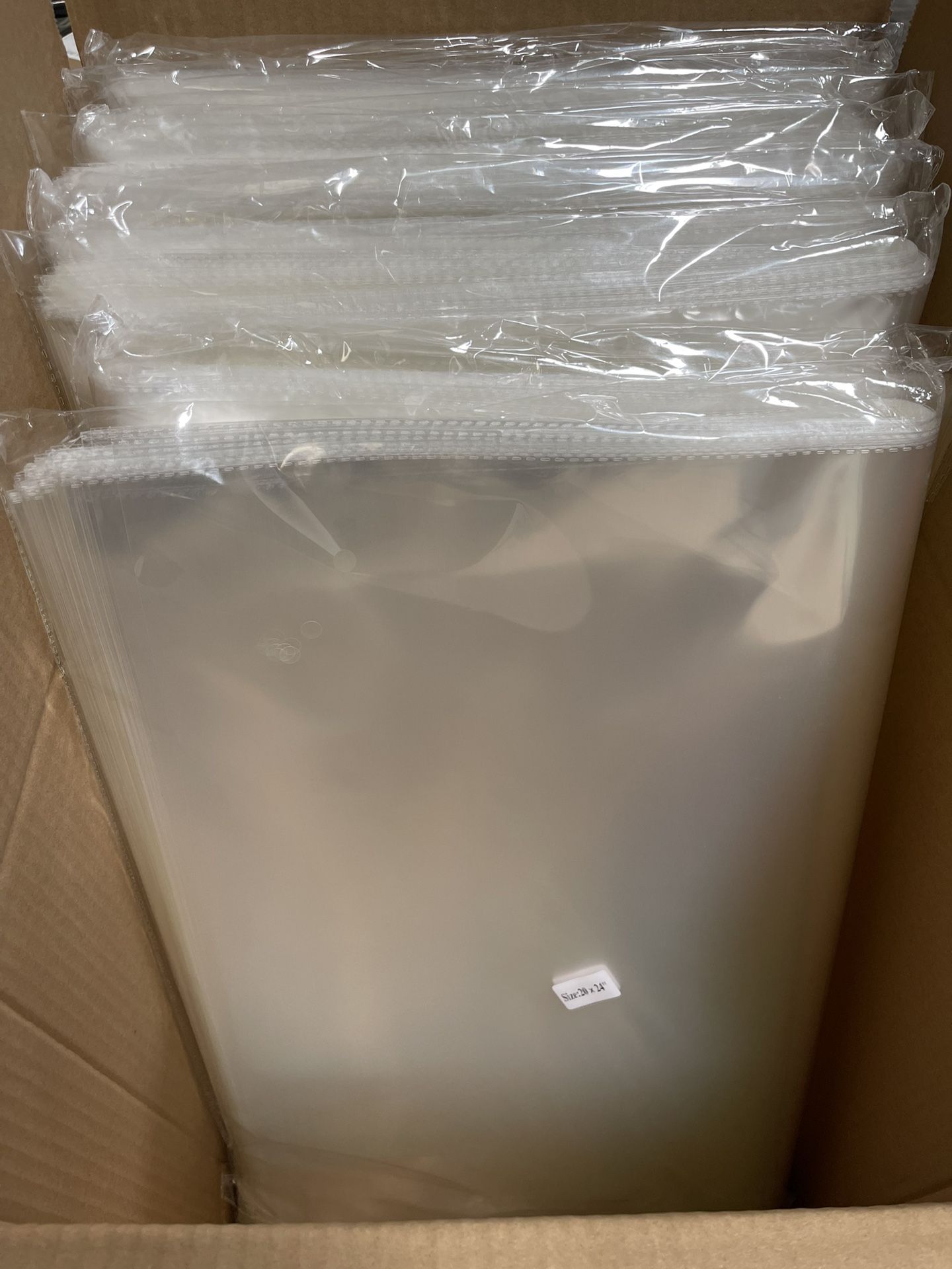 20x24” 100 pcs Crystal Clear Poly Bags Cellophane Large Poly Bags