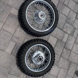 Honda CRF110f wheels