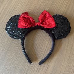 Minnie Mouse Disneyland Ears 