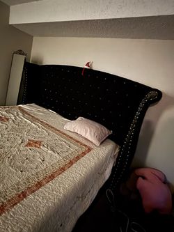 King size frame and mattress