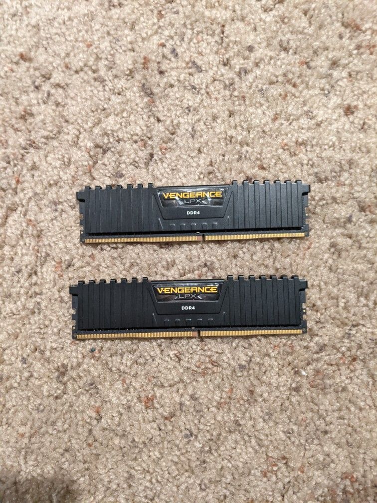 Corsair Vengeance LPX RAM 16G Kit