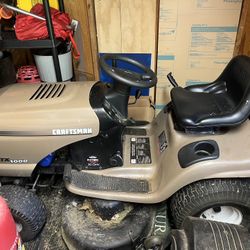 Craftsman Lawn Tractor 