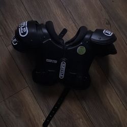 battle shoulder pads