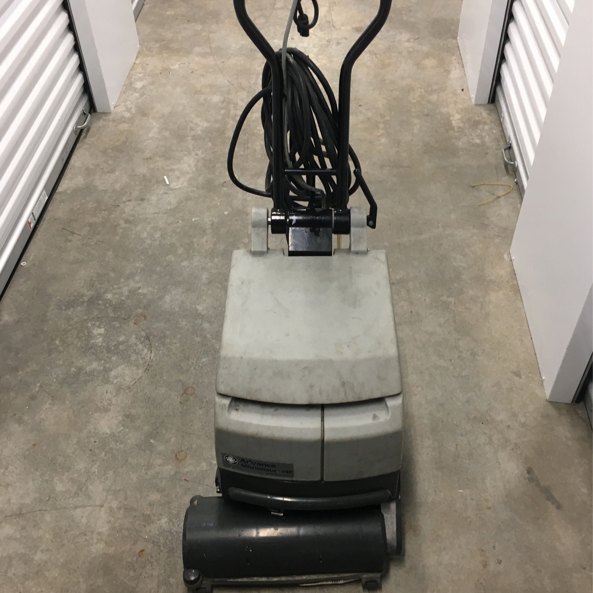 CLARKE FLOOR MAINTAINER SCRUBBER MICRO MATIC 14E HARD SURFACE CLEANER