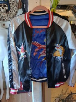 Embroidered Japan Reversible Jacket Tiger / phoenix Woman's medium