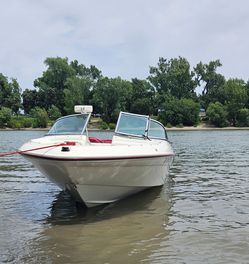 Sea Ray Boat 185 Series