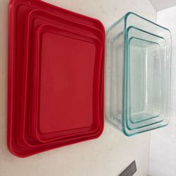 Set 3 Pyrex clear glass casserole baking dishes w/ red lids