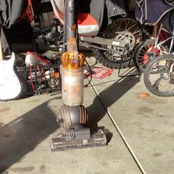 Dyson Vacuum Cleaner Works Perfect Very Good Condition