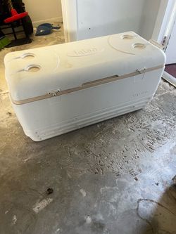 Igloo cooler