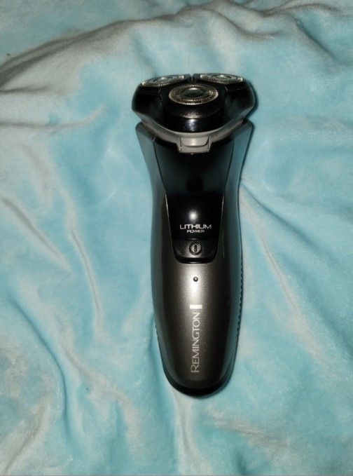 Mens Remington Rotary Razor