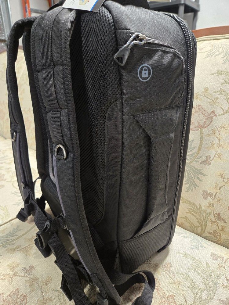 Think Tank Photo Airport Backpack