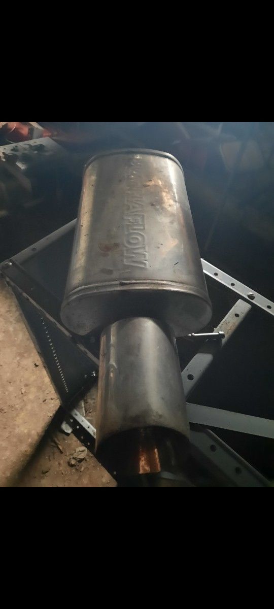 Muffler
