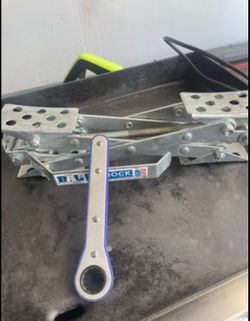 BAL 28010 X-Chock Tire Locking Chock – Wheel Stabilizer for Tandem Axle Trailers & RVs